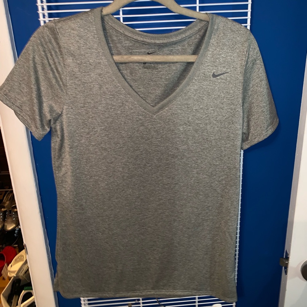 Women’s Nike Shirt